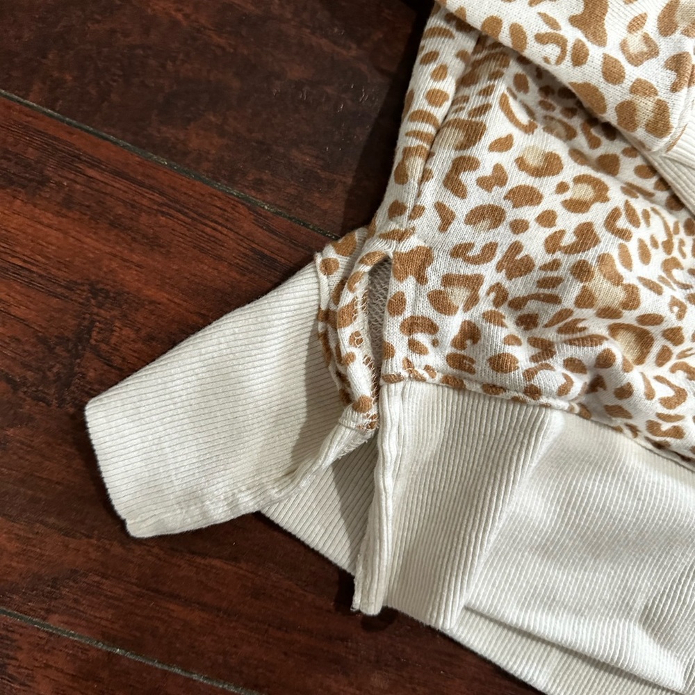 Time and Tru XXXL cheetah sweatshirt - Picture 2 of 5